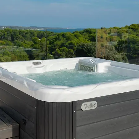 Punta Blu - Pool & Lägenhetshotell 4*