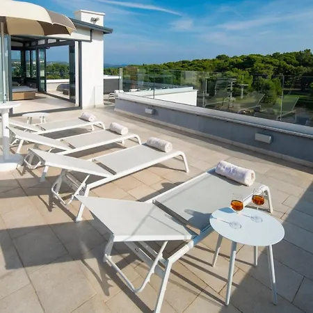 Lägenhetshotell Punta Blu - Pool & 4*