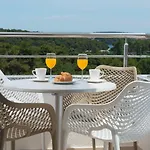 Punta Blu - Pool & Premantura