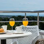 Punta Blu - Pool & Premantura