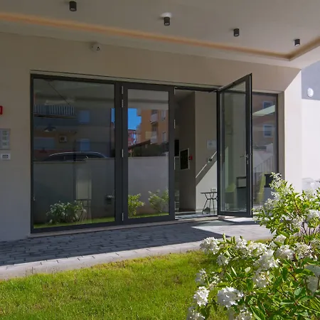 Punta Blu - Pool & Aparthotel