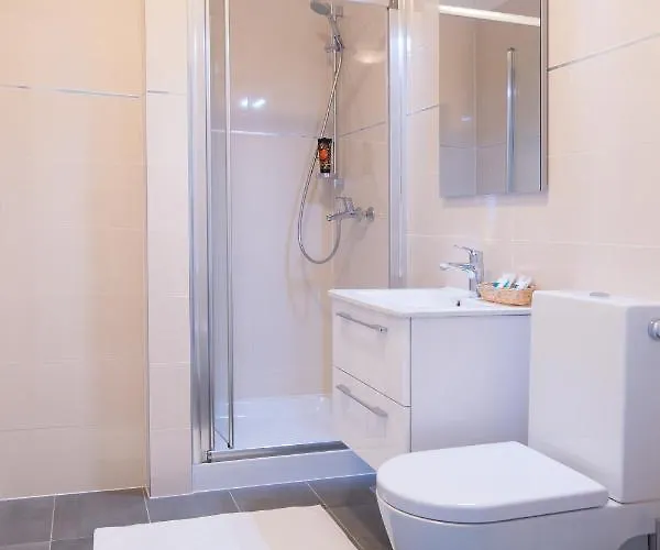 Punta Blu - Pool & Aparthotel