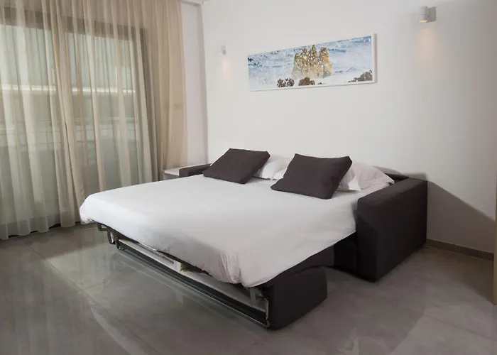 Punta Blu - Pool & 4*