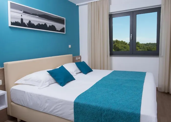 Punta Blu - Pool & 4* Premantura