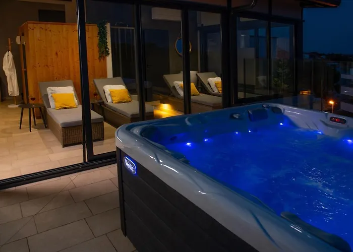 Punta Blu - Pool & 4*