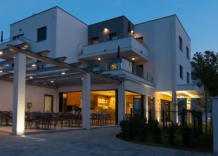 Punta Blu - Pool & 4*