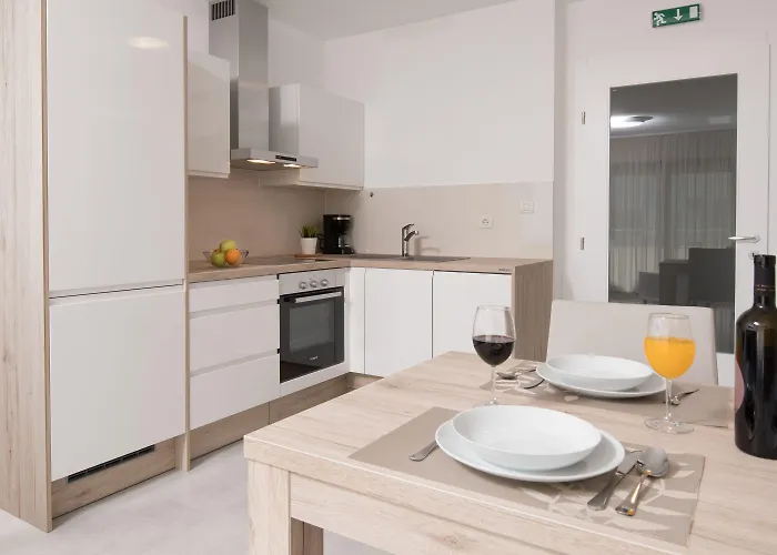 Punta Blu - Pool & Aparthotel 4*